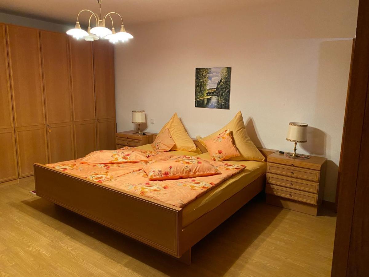 Ferienwohnung Mit Garten Pirmasens Zewnętrze zdjęcie